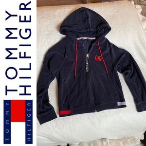 SOLD‼️Tommy Hilfiger Zip-Up Hoodie Jacket